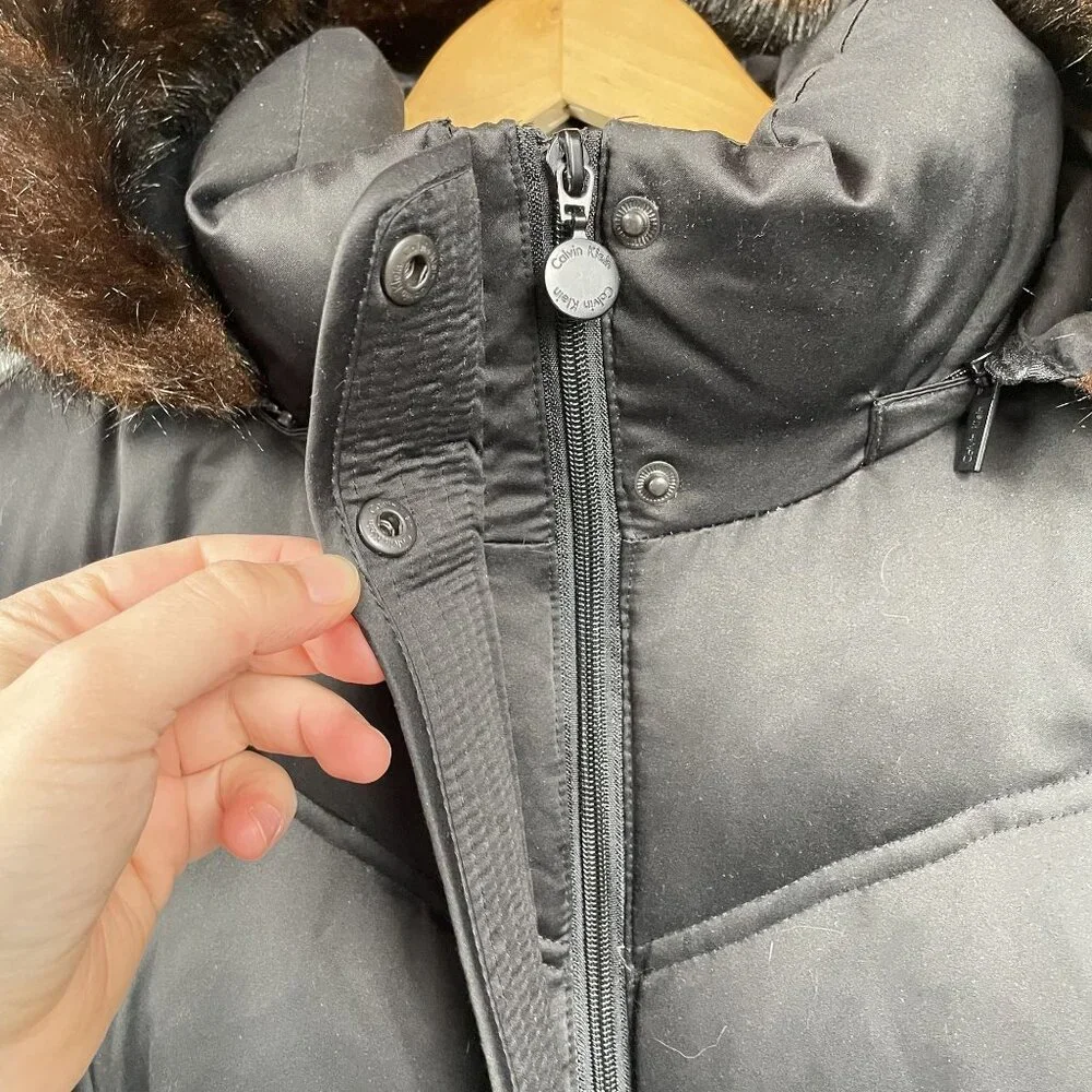 Calvin Klein Down Jacket Womens XL Black Faux Fur‎ Hood